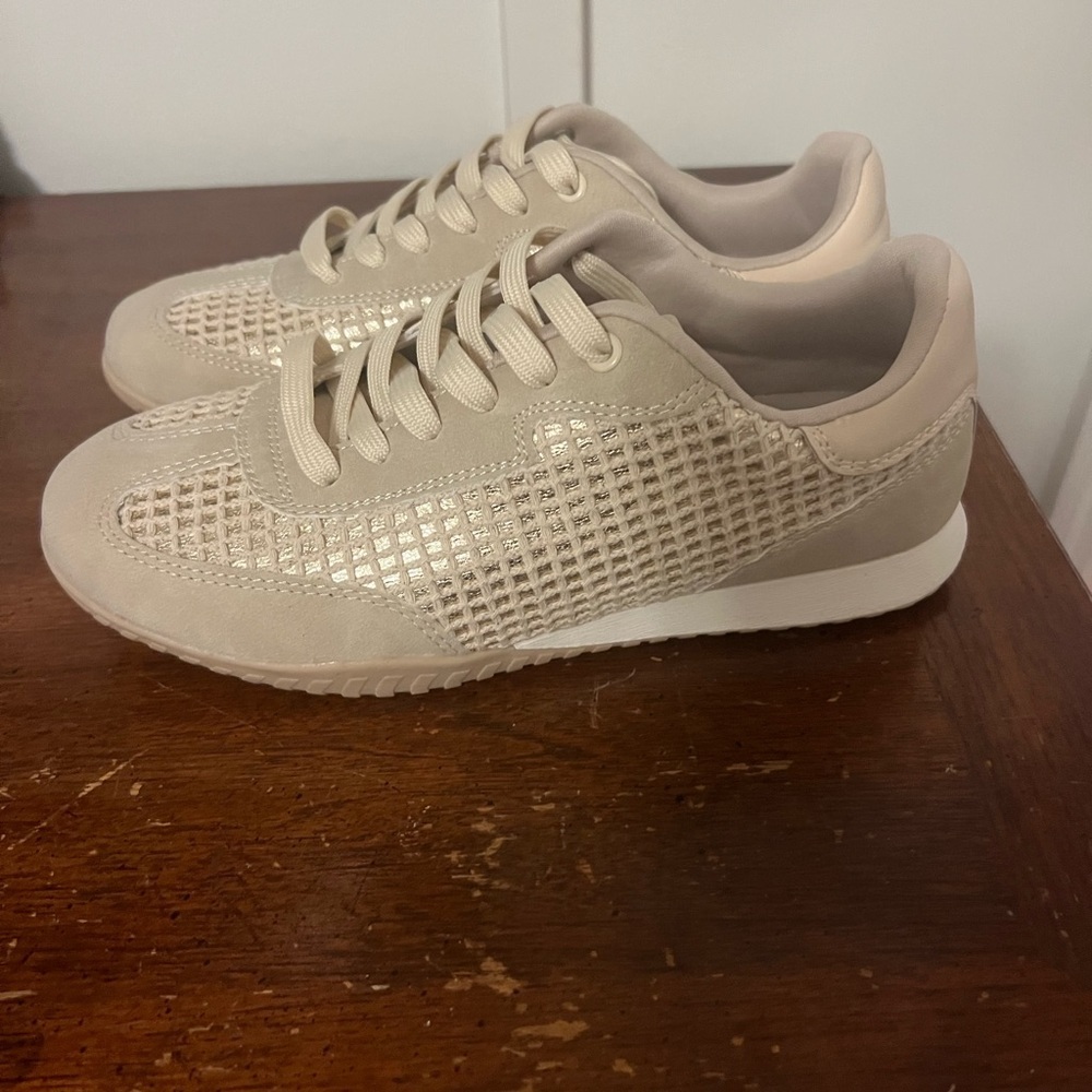Nicole Miller Neutral Beige Woven Mesh Sneakers size 7.5 NWOT - Picture 4 of 6